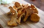 Пирог с грибами (лисички) из слоеного теста Заливной пирог с лисичками рецепт
